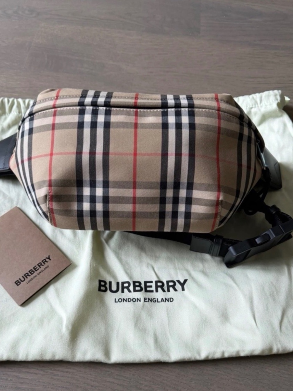 Beige Burberry archive Sonny belt bag